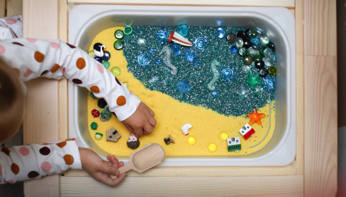 10 Winter Sensory Table Ideas for Preschoolers